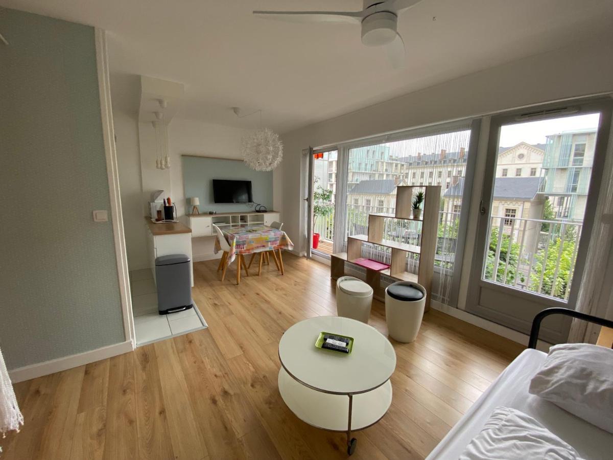 Studio Morgane-Balcon Couvert-Wifi-Pres Centre-Linge Et Menage 兰斯 外观 照片