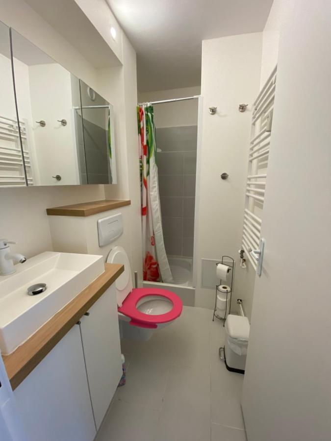 Studio Morgane-Balcon Couvert-Wifi-Pres Centre-Linge Et Menage 兰斯 外观 照片